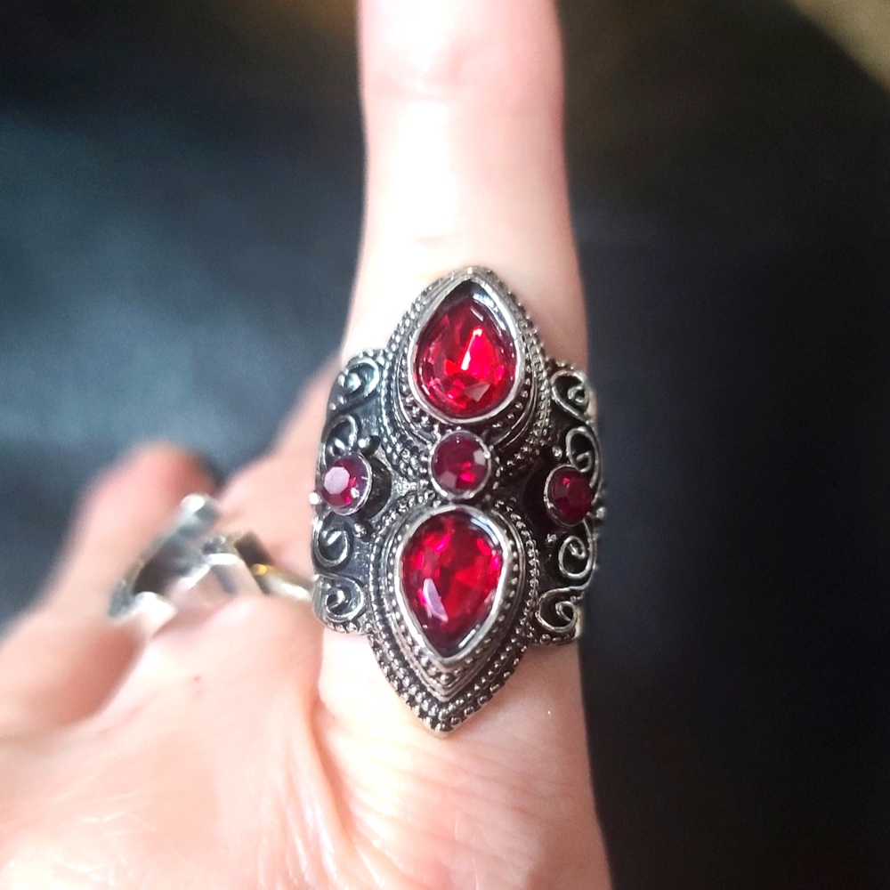 Vintage Garnet bohemian Tibetan silver ring